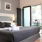 Hotel Sitges فندق 3*