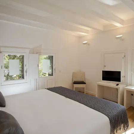 锡切斯酒店 3* 锡切斯