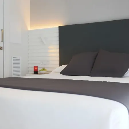 Szálloda Hotel Sitges 3*