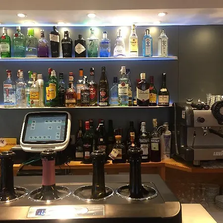 锡切斯酒店 酒店 锡切斯